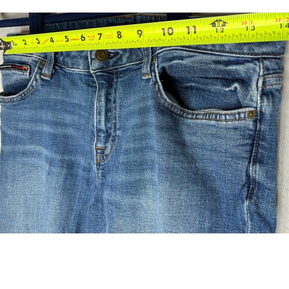 Tommy Hilfiger Women’s Cropped Straight Leg Jeans - Size 8 - Mid Wash Faded Soft - Picture 4 of 6